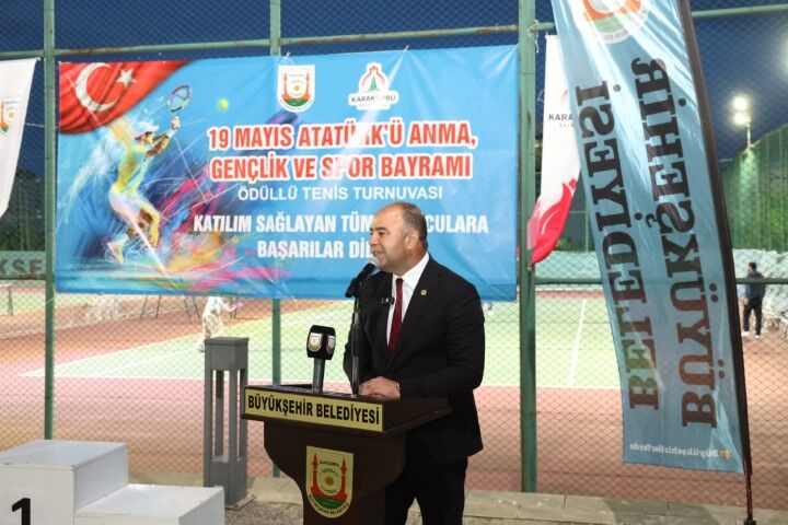 Şanlıurfa’da 19 Mayıs Tenis Turnuvası Nefes Kesti