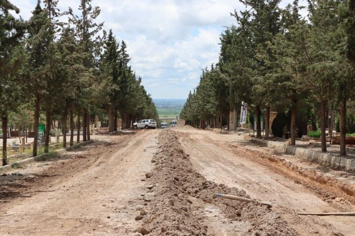 Yeni̇ Asri̇ Mezarlikta Sicak Asfalt Çalişmasi Yapilacak (3) (Küçük)