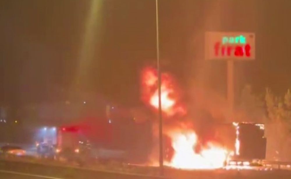 Şanlıurfa-Gaziantep otoyolunda yangın paniği: Korkulan olmadı!