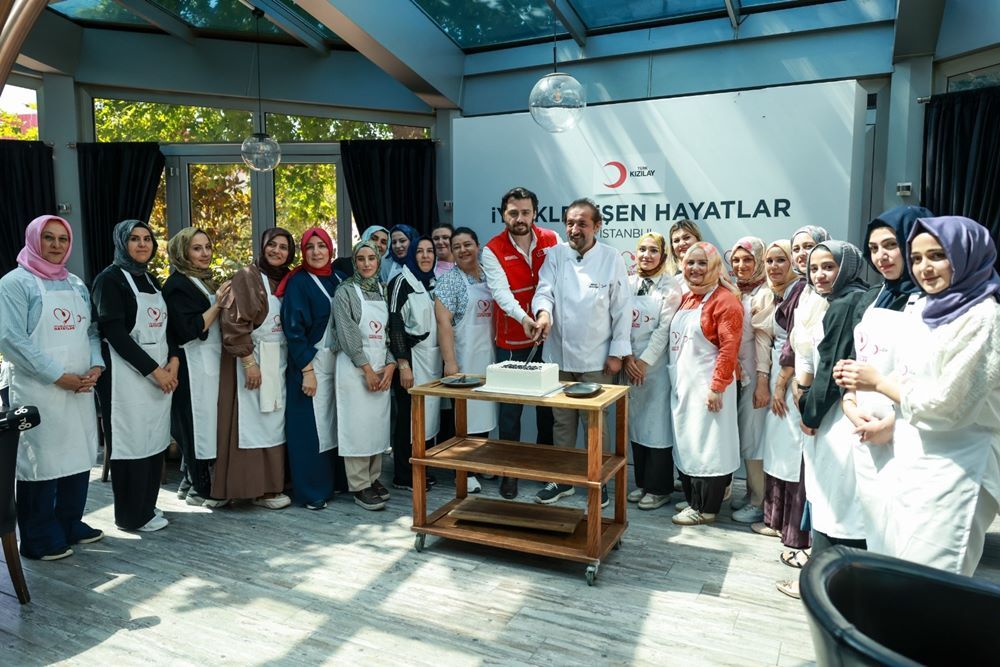 Şanlıurfalı depremzede kadınlardan İstanbul çıkarması