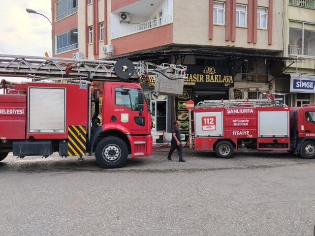 Aw725076 05 (Küçük)