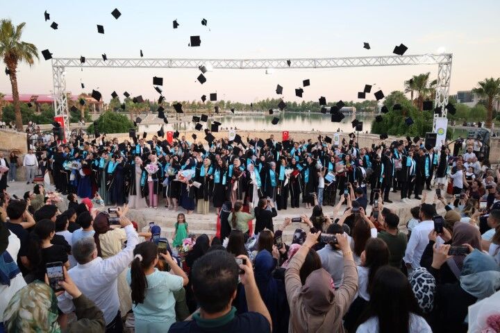 Aw726356 06 (Küçük)