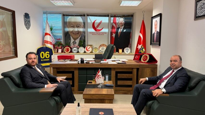 Başkan Nihat Çiftçi'den Yeniden Refah Partisi Ankara İl Başkanlığı'na Tebrik Ziyareti