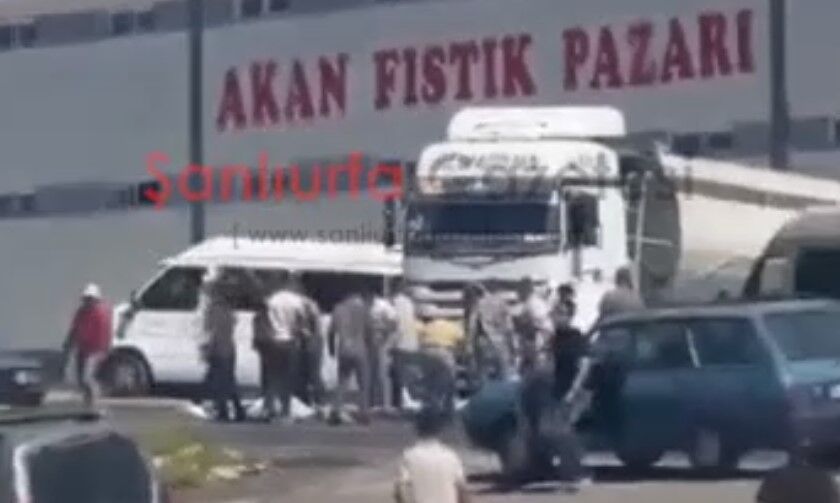 Birecik Karşıyaka Fıstık Hali’nde Korkunç Kaza: 2 Kişi Ağır Yaralı