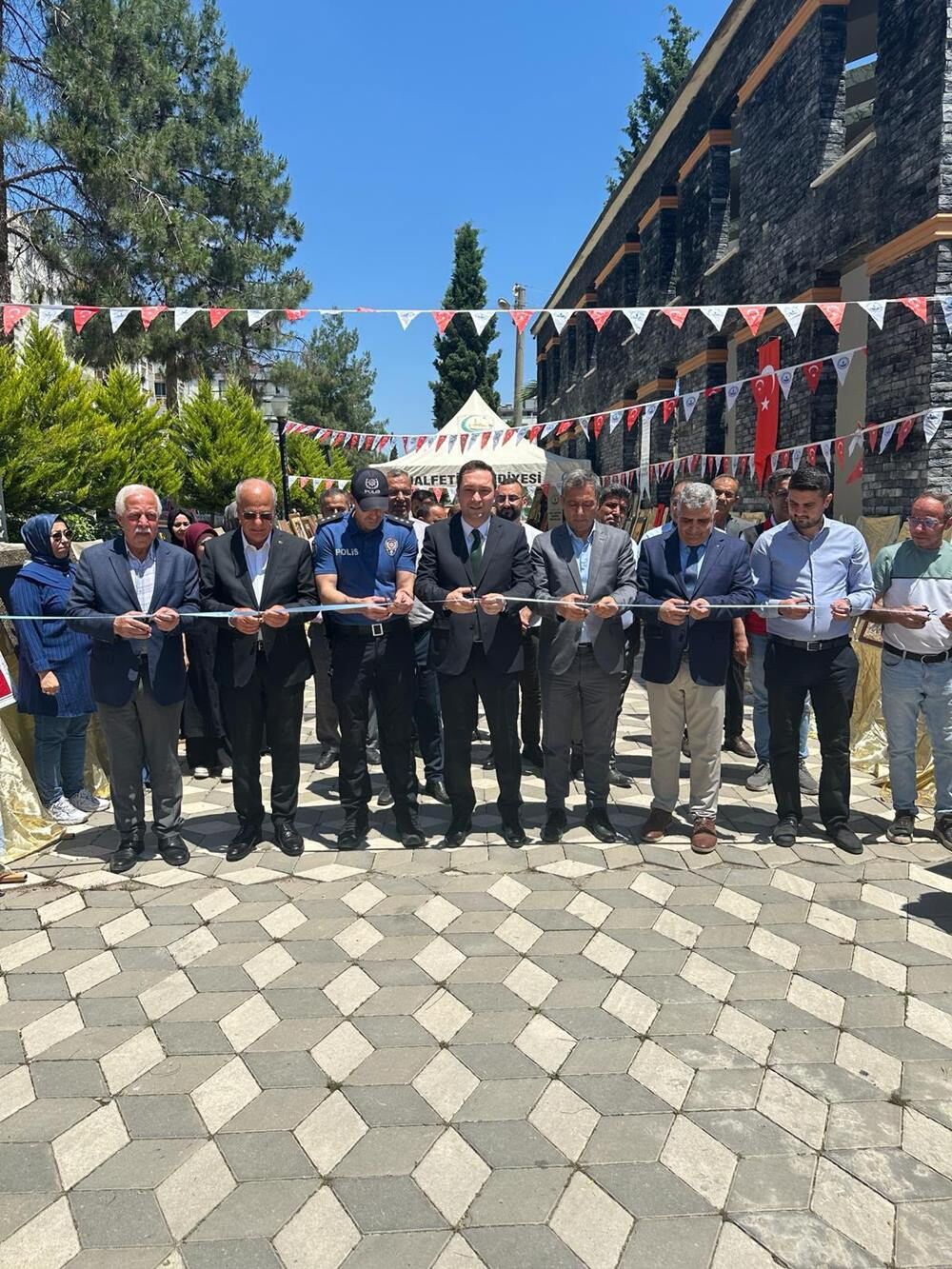 Halfeti’de, 'Hayat Boyu Öğrenme Haftası Sergisi' açıldı