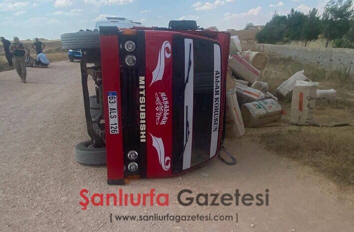 Şanlıurfa-Akçakale Karayolunda Trafik Kazası: Sürücü Yaralandı