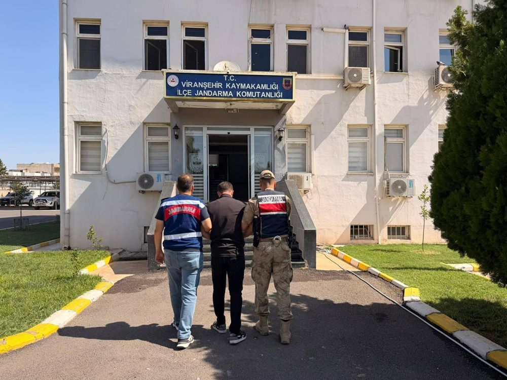 Viranşehir’de firari operasyonu: 1 gözaltı!