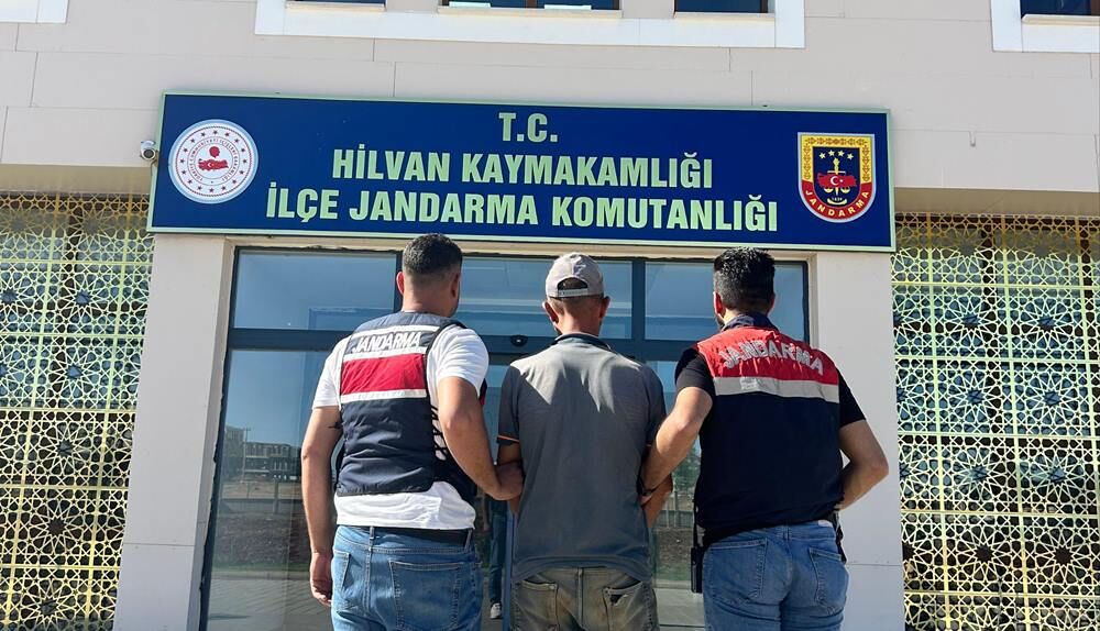 Uyuşturucu firarisi Hilvan’da yakalandı!