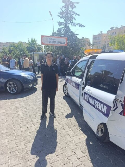 Şanlıurfa’da Kimliğini Unutan Öğrenciye Zabıtadan Hızlı Destek