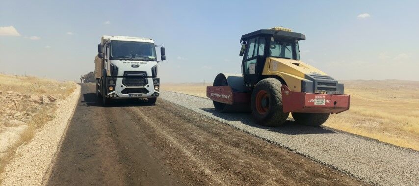 Şanlıurfa'da Kırsal Mahallelerin Yol Sorunu Çözülüyor! 4,5 Kilometrelik Yol Asfaltlandı
