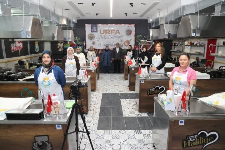 Şanlıurfa'da “Urfa Şefini Arıyor” Yarışmasında Yarı Final Heyecanı (2)