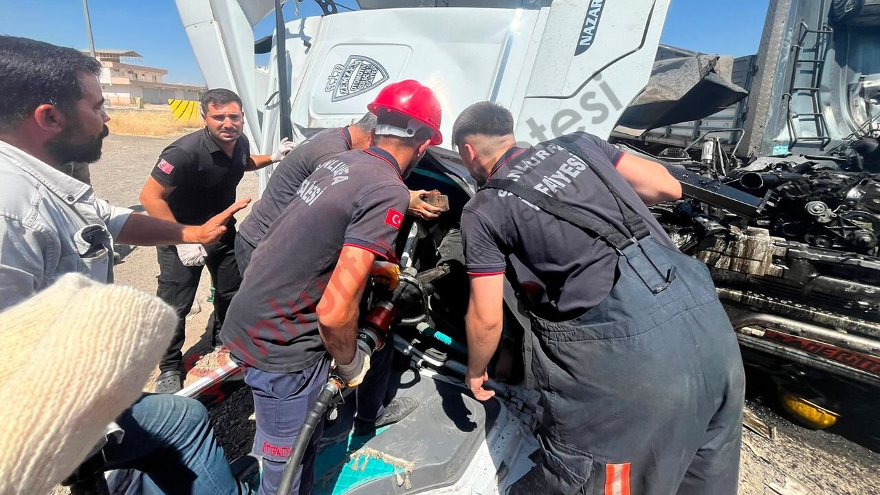 Viranşehir-Şanlıurfa Karayolunda Feci Kaza: 1 Ölü, 1 Yaralı