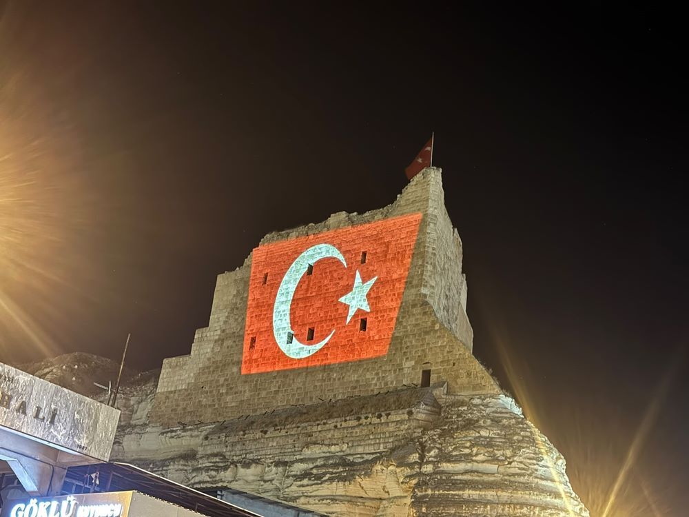 Şanlıurfa’nın o surlarında görkemli gece