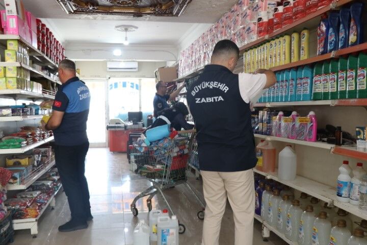 Şanlıurfa'da Marketlerde Skandal! Tarihi Değiştirilen Ürünler Ortaya Çıktı