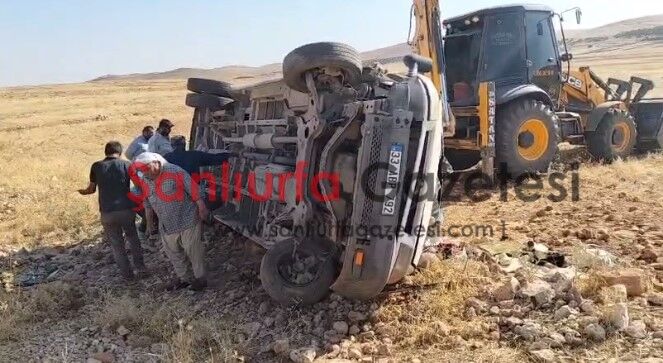 Şanlıurfa'da Minibüs Ters Döndü: 4 Kişi Yaralandı