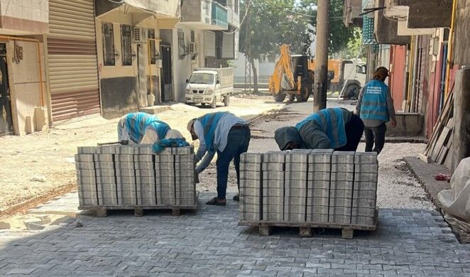 Şanlıurfa Eyyübiye'de Üst Yapı Çalışmaları Hız Kesmeden Devam Ediyor