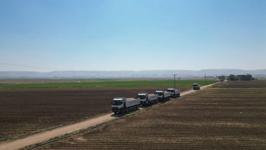 Şanlıurfa Haliliye'de Kırsal Mahallelerin Yolları Yenileniyor (6)