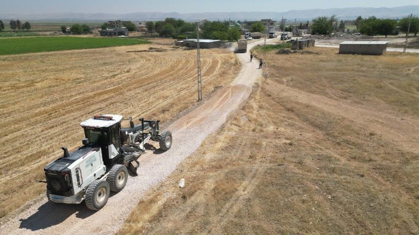 Şanlıurfa Haliliye'de Kırsal Mahallelerin Yolları Yenileniyor (7)