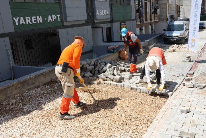 Şanlıurfa Haliliye'de Parke Döşeme Çalışmaları Hız Kesmeden Devam Ediyor