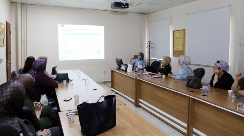 Şanlıurfa'da Bağışıklama Hizmetleri İçin Kapsamlı Hizmet İçi Eğitim (1)