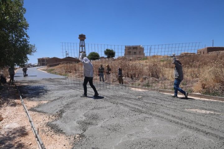 Şanlıurfa'da Kırsal Yollar Betonla Buluşuyor (3)