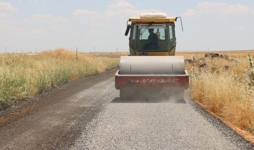 Şanlıurfa'da Siverek Kırsalına 13 Kilometrelik Asfalt Hamlesi Başladı (2)