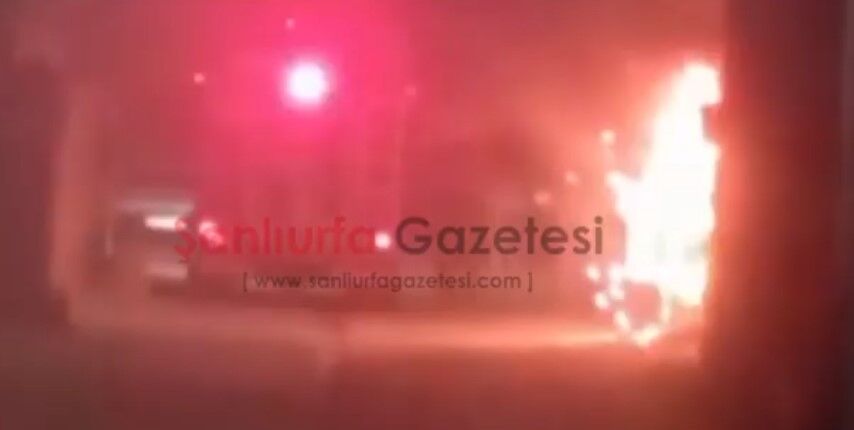 Şanlıurfa'da Trafo Yangını Geceyi Aydınlattı!
