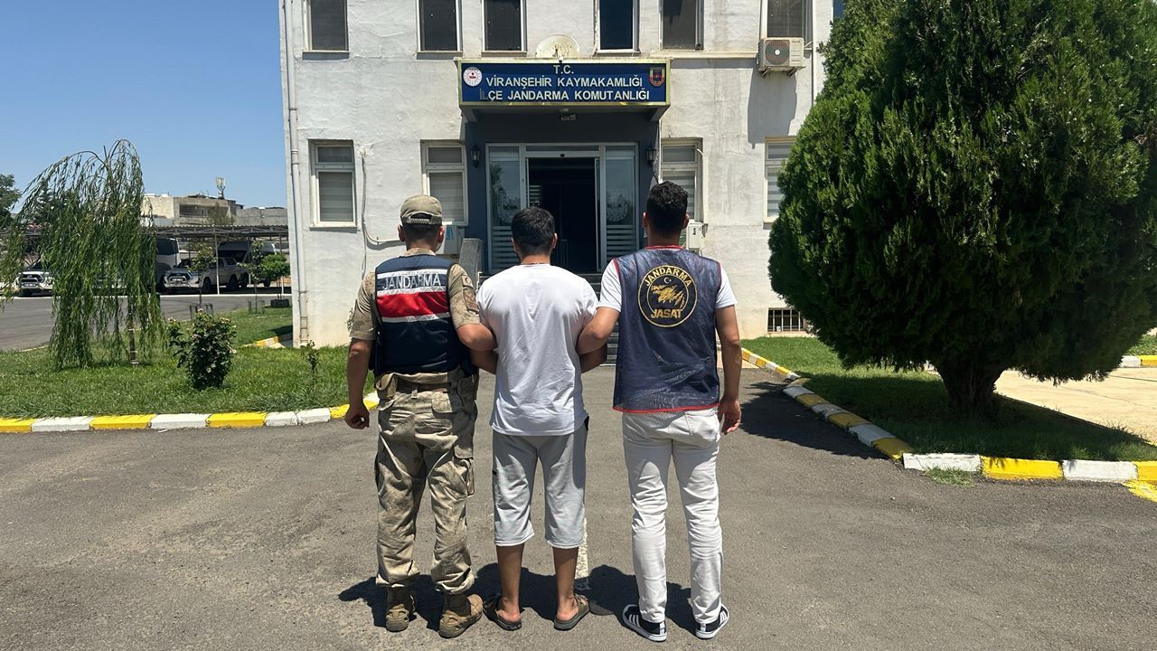 Yağma suçundan aranan şahıs Şanlıurfa’da yakalandı!
