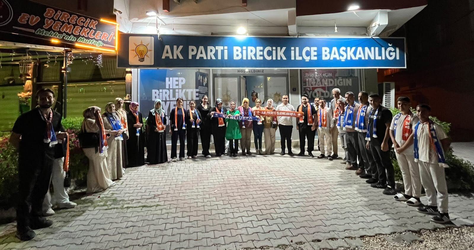 Ak Parti Şanlıurfa Teşkilatlarından Malazgirt Zaferi Programına Yoğun Katılım (4)