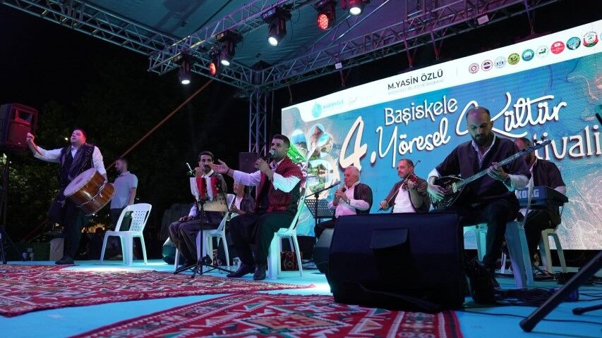 Aw760393 03 (Küçük)