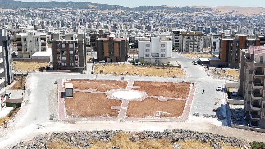 Karaköprü'de İki Yeni Parkın Yapımı Tüm Hızıyla Sürüyor