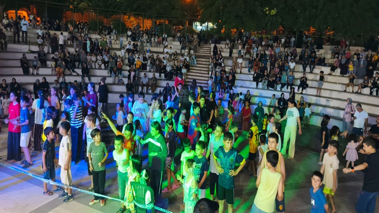Şanlıurfa’da Gönüller Türkülerle Coştu: İşte O Renkli Gece