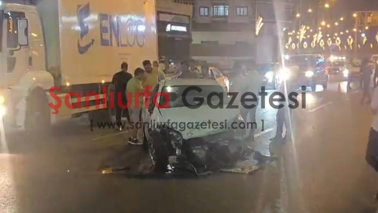 Şanlıurfa'da Feci Kaza: Araçtan Fırlayan Kadın Sürücü Ağır Yaralandı