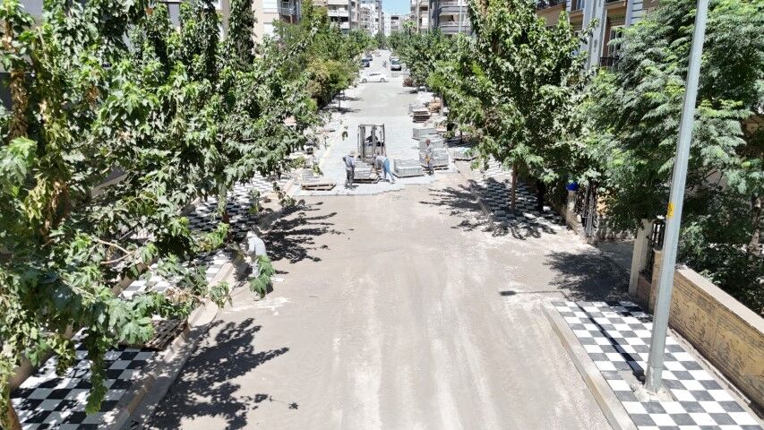 Karaköprü’de Yollar Yeni̇leni̇yor, Presti̇j Sokaklar Hayata Geçi̇yor (1) (Small)
