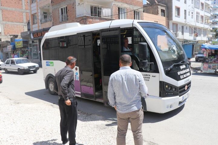 Şanliurfa'da Kli̇masiz Otobüse Geçi̇t Yok! (6) (Küçük)