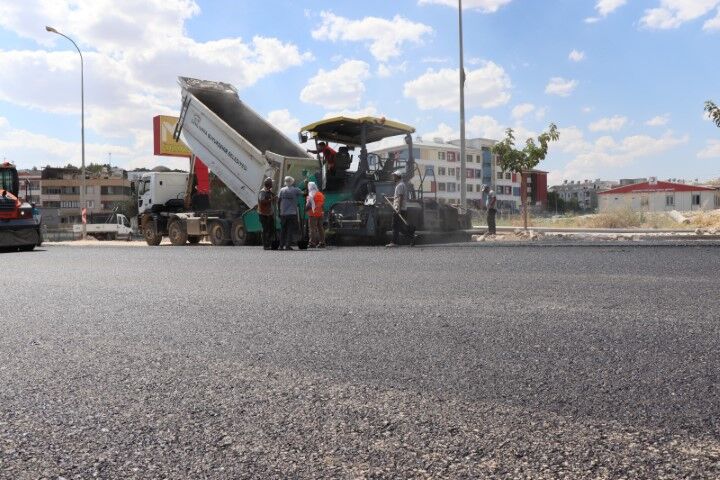 Şanlıurfa’da O Cadde İçin Ekipler Harekete Geçti! Sıcak Asfalt Başladı