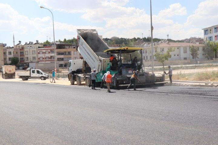 Şanlıurfa’da O Cadde İçin Ekipler Harekete Geçti! Sıcak Asfalt Başladı (2)