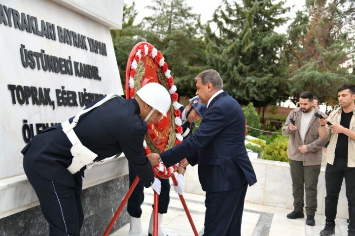 Şanlıurfa’da Zafer Bayramı Rüzgârı! Törenler Coşkuyla Gerçekleşti