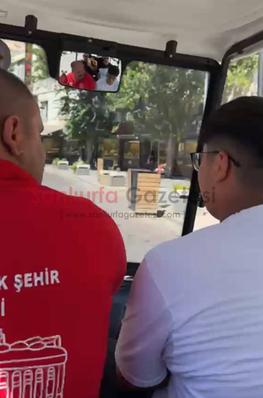 Urfa Türküleri Eşliğinde Şanlıurfa Sokaklarında Renkli Görüntüler (2)