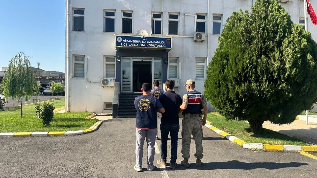Şanlıurfa Jandarma ve JASAT’tan nokta operasyon: O firari artık içeride!