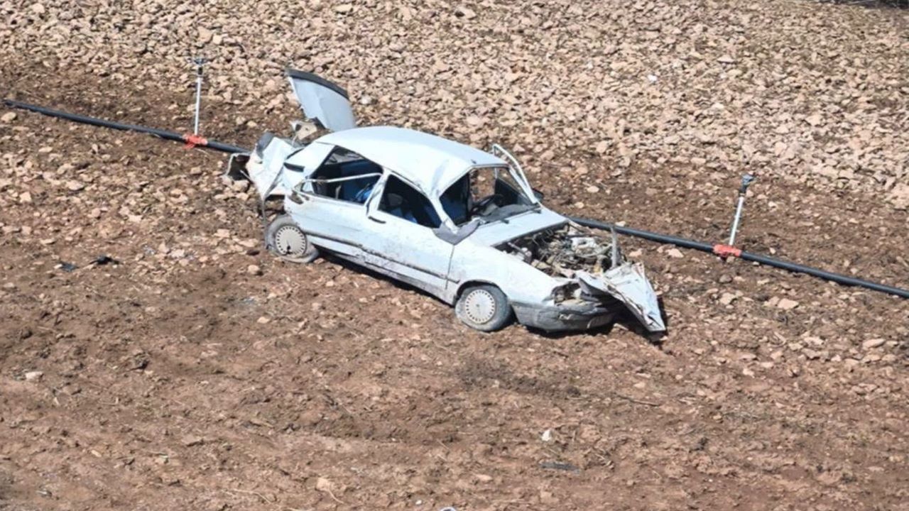 Şanlıurfa Harran'daki otomobil kazasında 1 bebek kurtarılamadı: 5'i çocuk 6 yaralı!