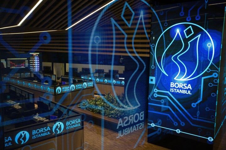 BIST 100 Endeksi Yüzde 2,63 Düştü: 12 Bin Puanın Altına Geriledi