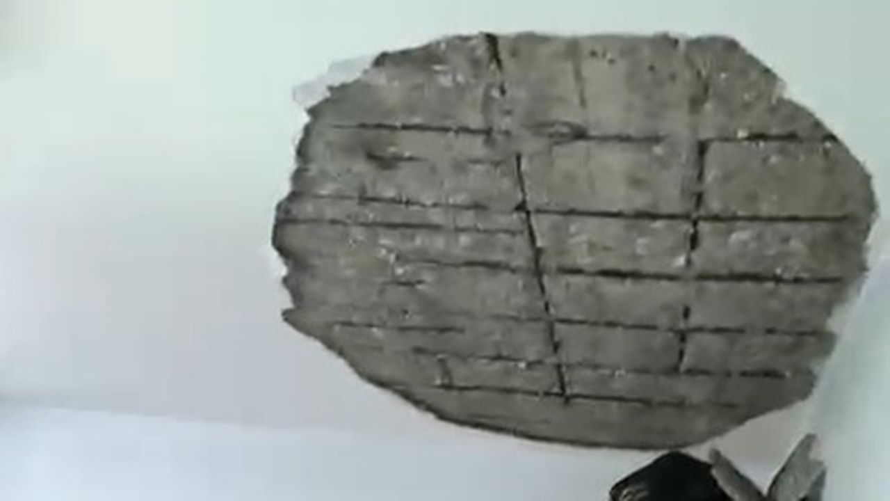 Komşuda depremde bir evin tavanında kısmi çökme oldu!