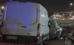 Şanlıurfa’da Korkutan Kaza! Transit Önündeki Araca Çarptı
