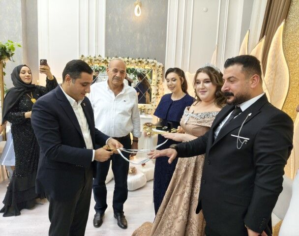 CHP Şanlıurfa İl Başkanı Karadağ, yeğeninin nişan törenine katıldı