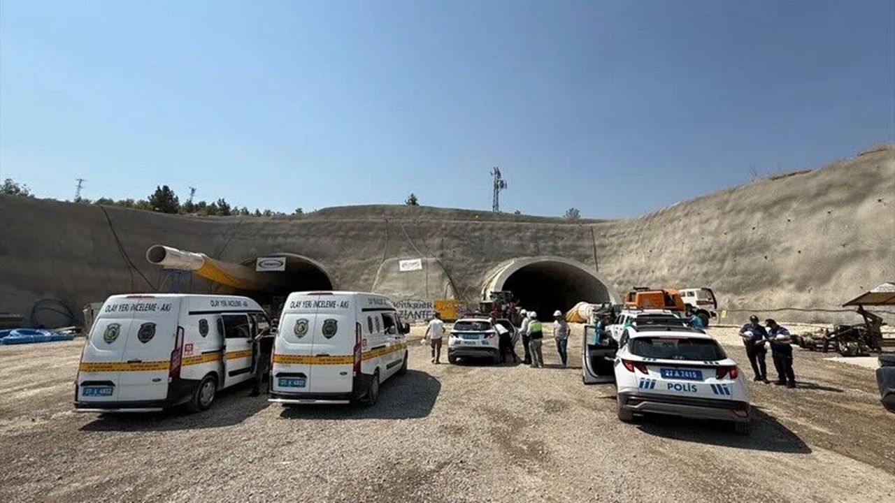 Komşuda tünel faciası: Ölü ve yaralılar var, Başkan Fatma Şahin'den açıklama