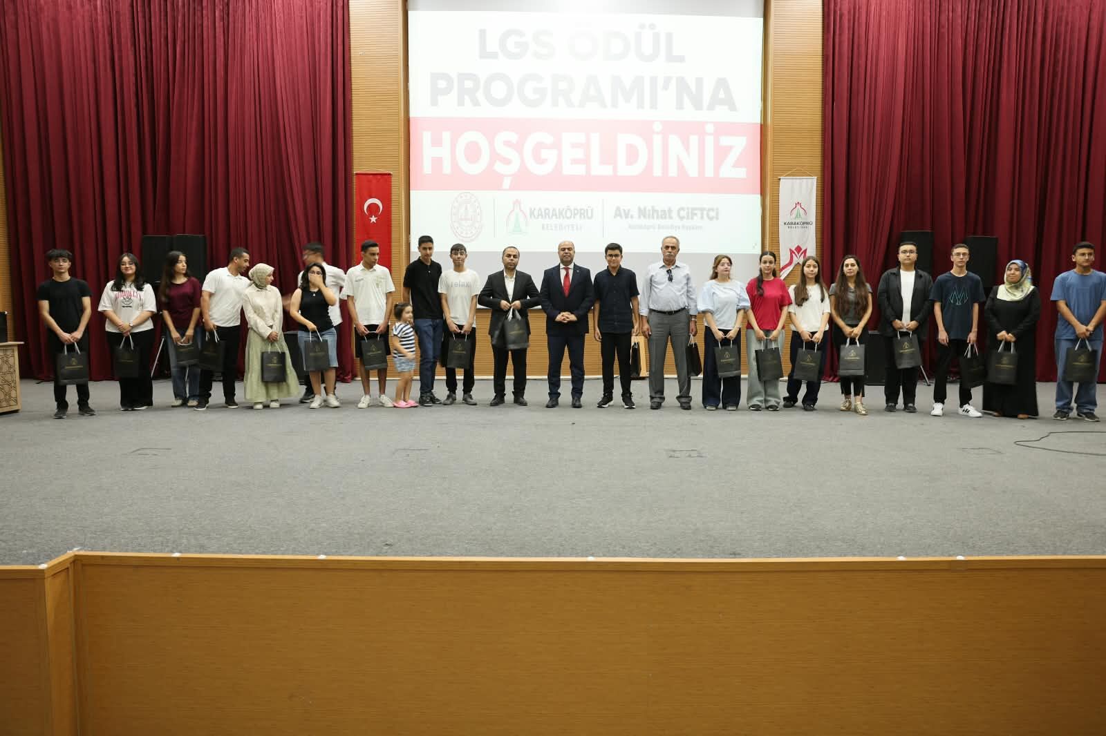 Şanlıurfa’da Gururlandıran Başarı! 50 Öğrenci Ödüllendirildi