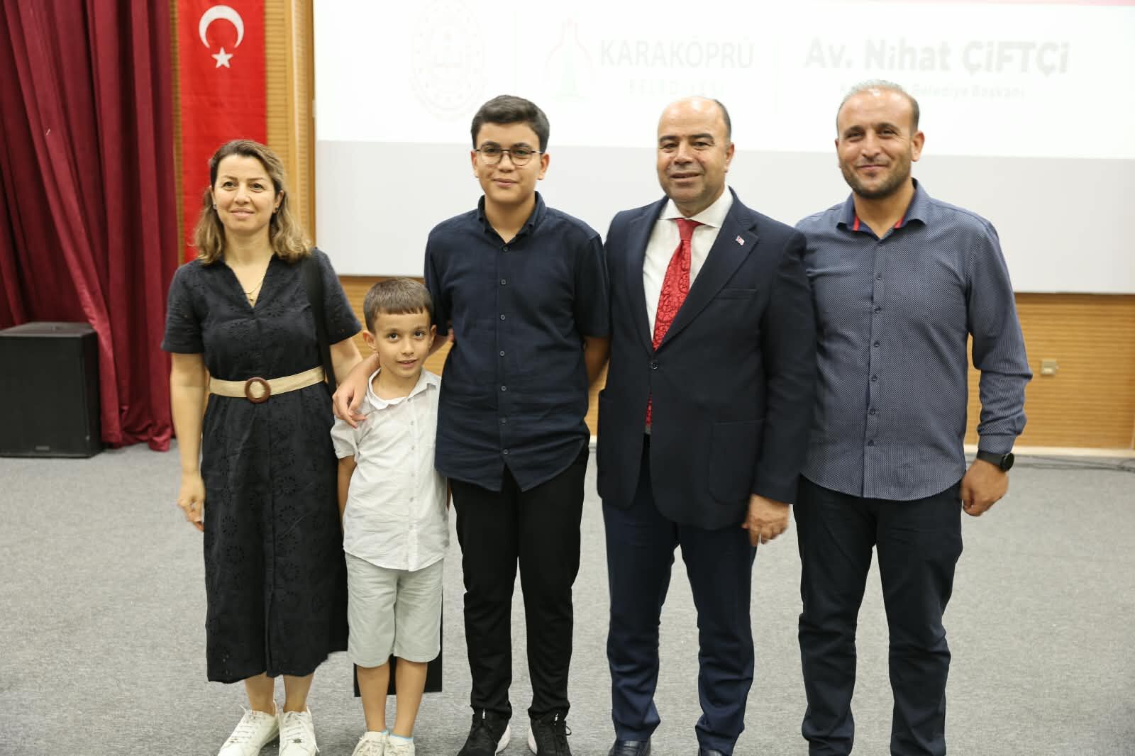 Şanlıurfa’da Gururlandıran Başarı! 50 Öğrenci Ödüllendirildi (2)