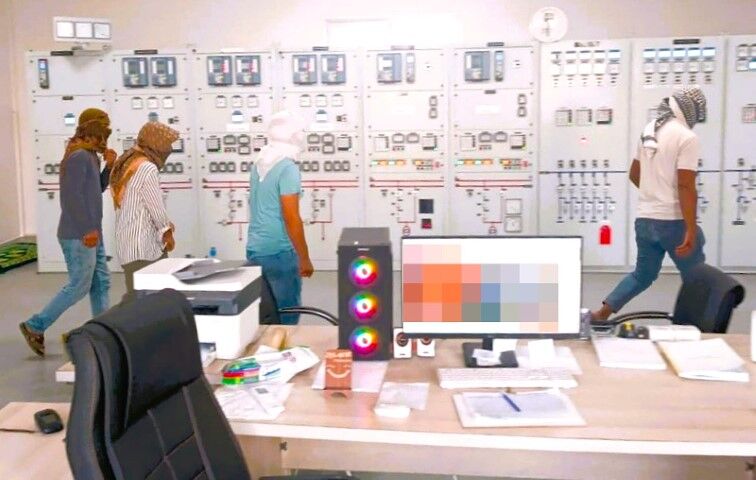 Şanlıurfa’da Kaçak Elektrik İçin Trafo Merkezi’ne Saldırı (1) (Küçük)
