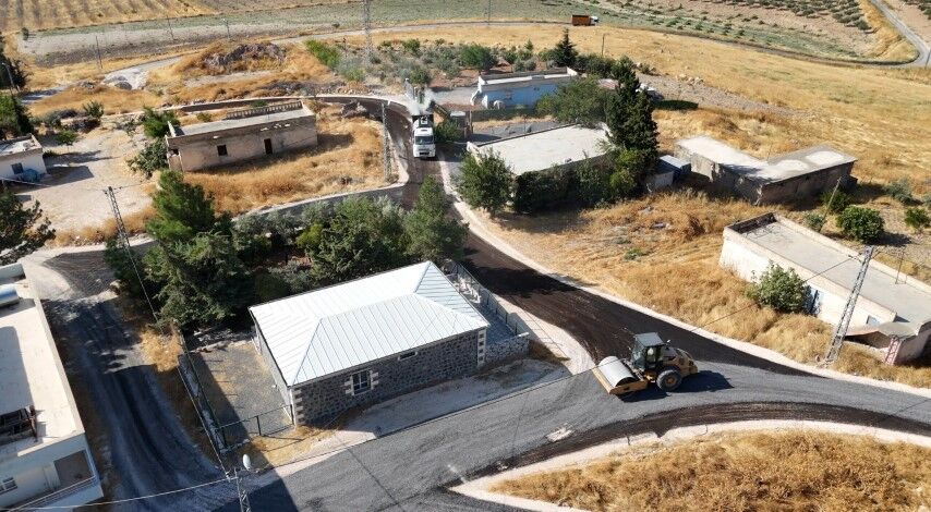 Şanlıurfa’da O Mahallenin Yolları Değişiyor! Ekipler Sahaya İndi (5)